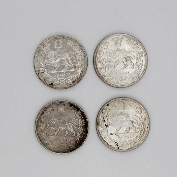 سکه دو هزار دینار رضا شاه پهلوی جلوس آذر 1304 در ضرب های مختلف