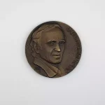 قیمت مدال برنز خارجی شارل آزناوور